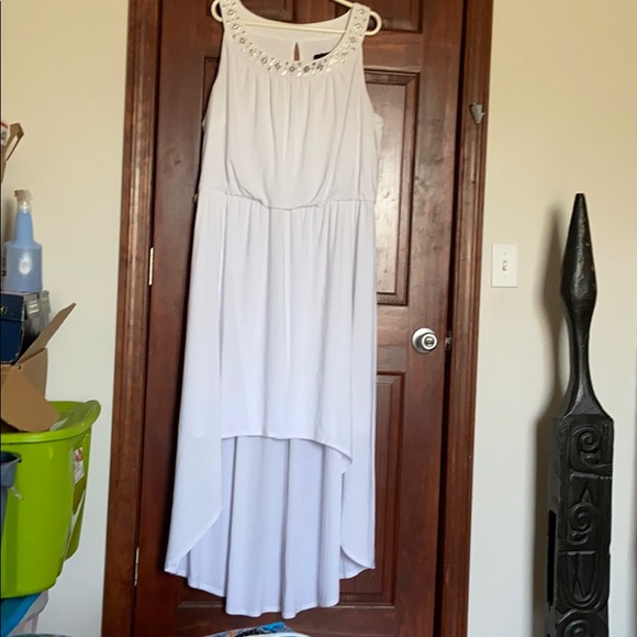 Ashley Stewart Dresses & Skirts - Ashley Stewart Plus Size White HI-LO MAXI DRESS